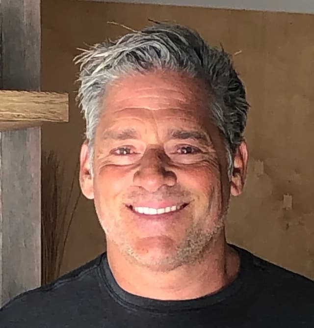 Portrait of Dr. Mark Barnes